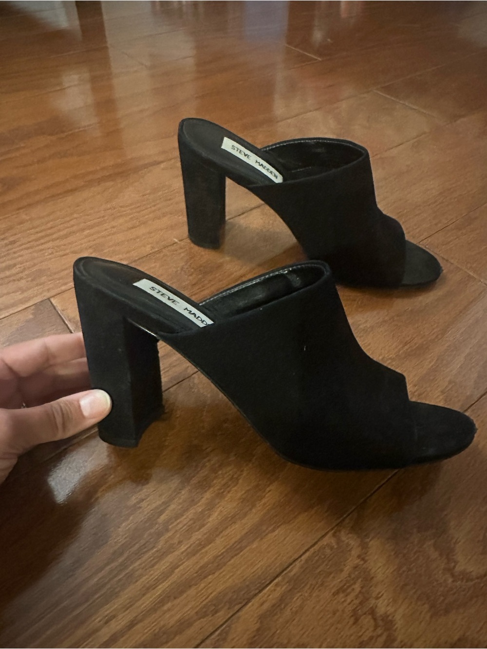 Steve Madden Black Open-Toe Suede Block Heel Mules